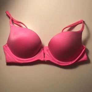 Very sexy Victoria’s Secret push up bra
